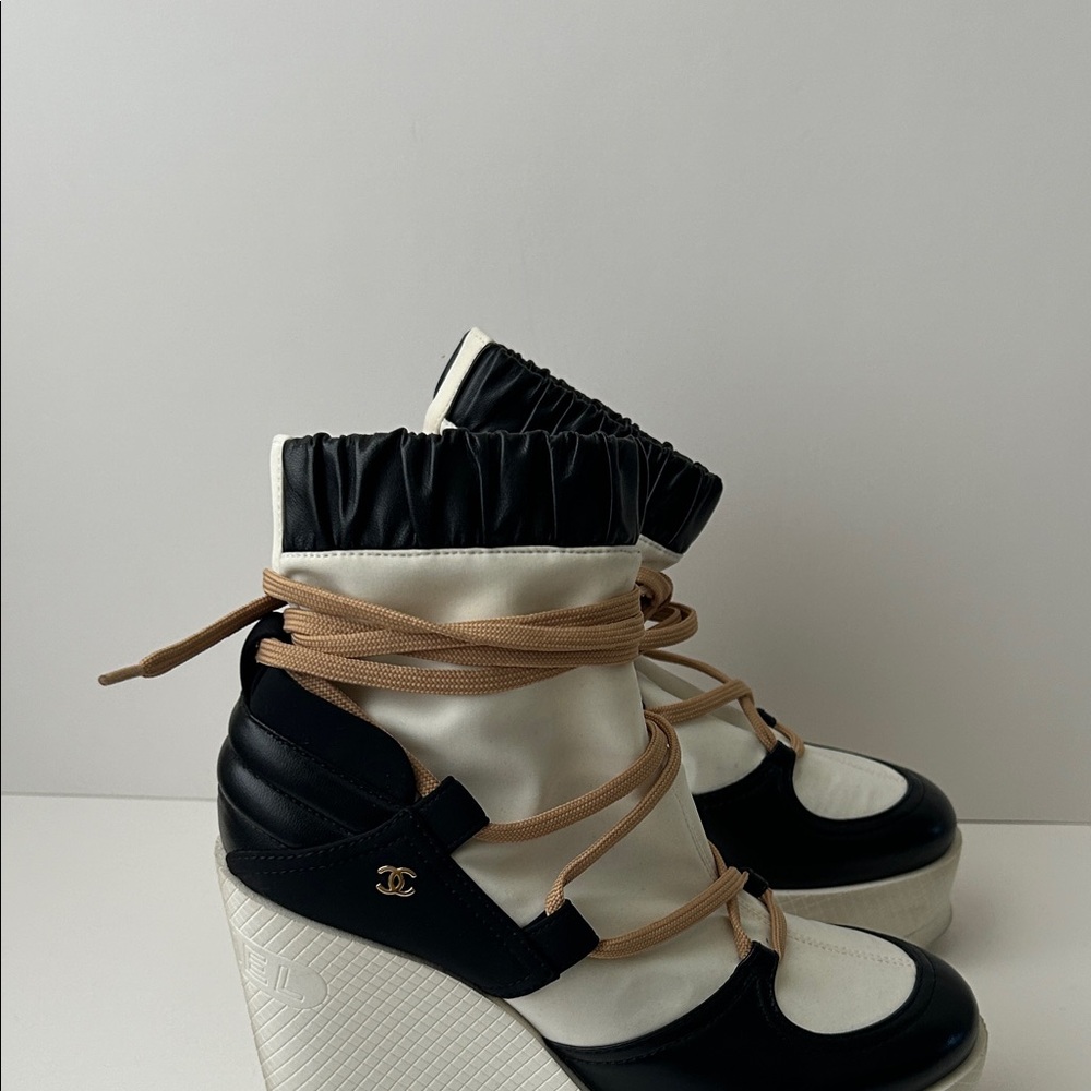 CHANEL Black and Cream Wedge Sneakers - Picture 2 of 5